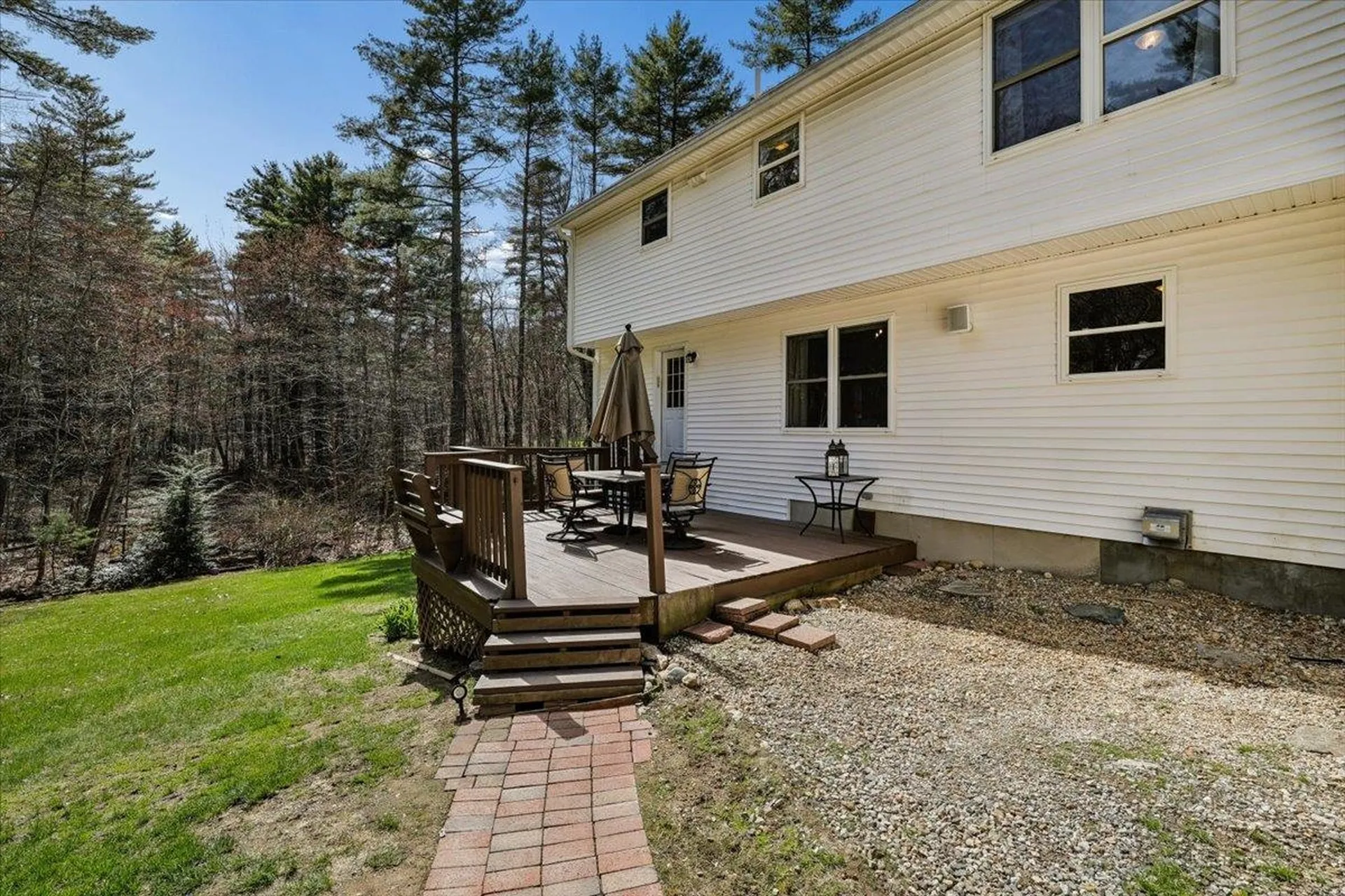 12 Butterfield Lane Bedford NH 03110
