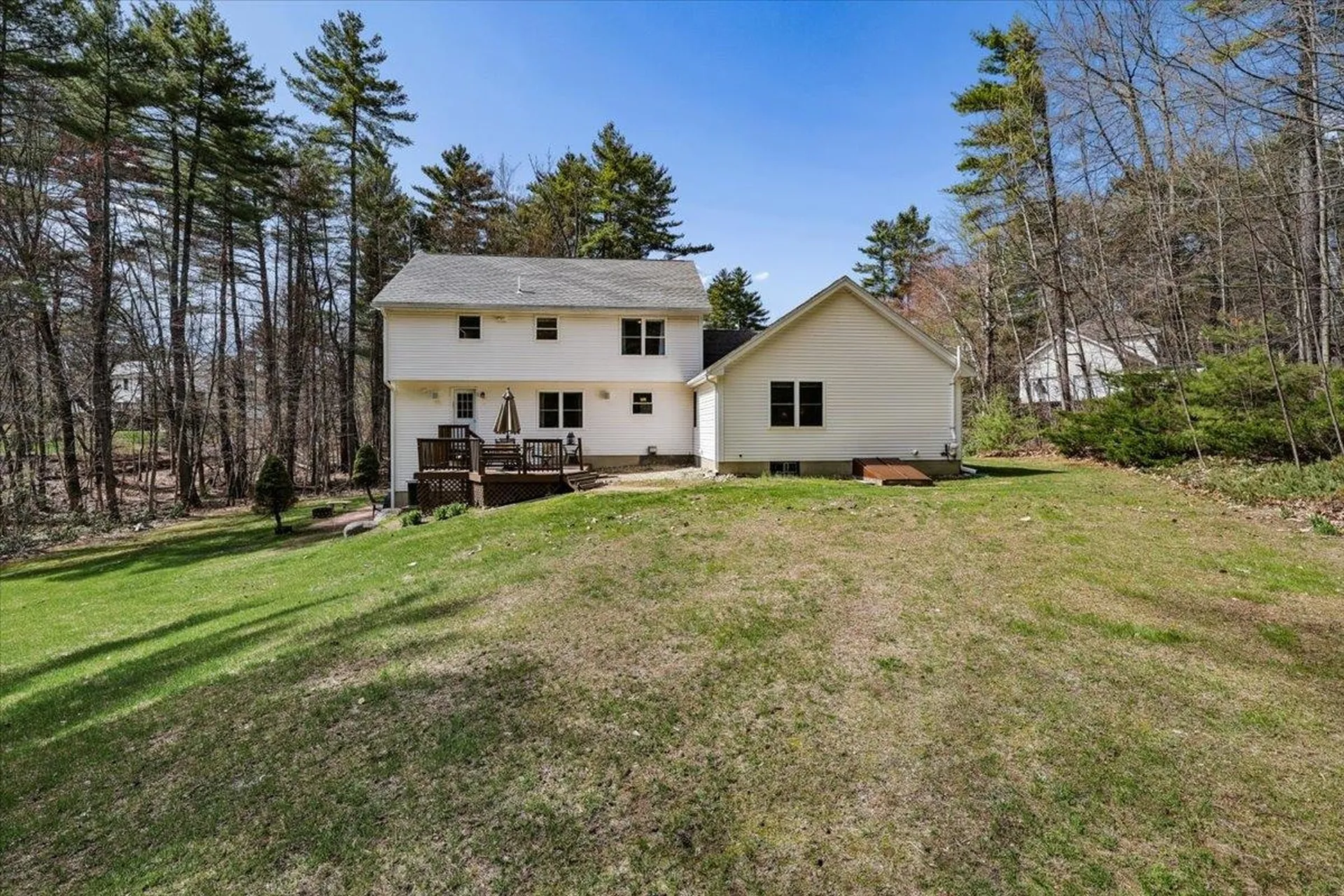 12 Butterfield Lane Bedford NH 03110