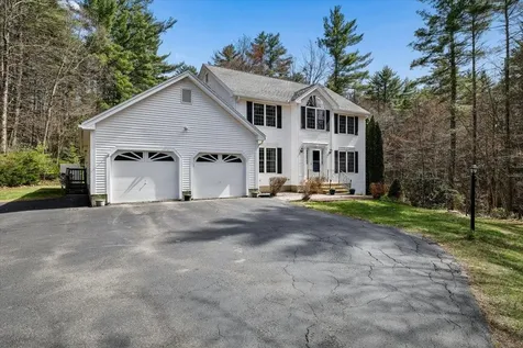 12 Butterfield Lane Bedford NH 03110