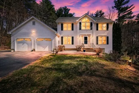 12 Butterfield Lane Bedford NH 03110