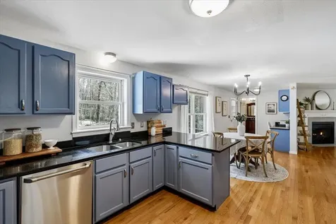 12 Butterfield Lane Bedford NH 03110