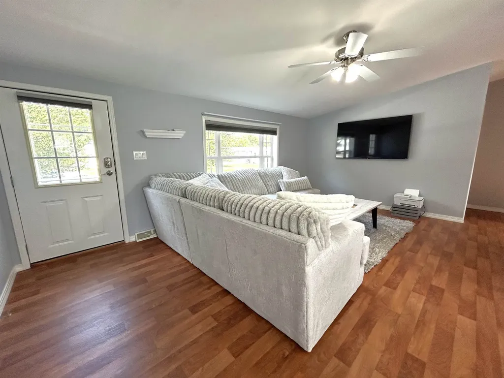 75 Hilton Avenue Exeter NH 03833