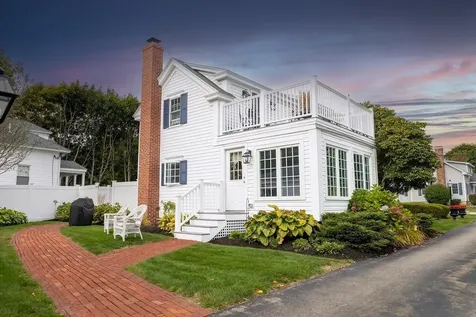 32 Cable Road Rye NH 03870