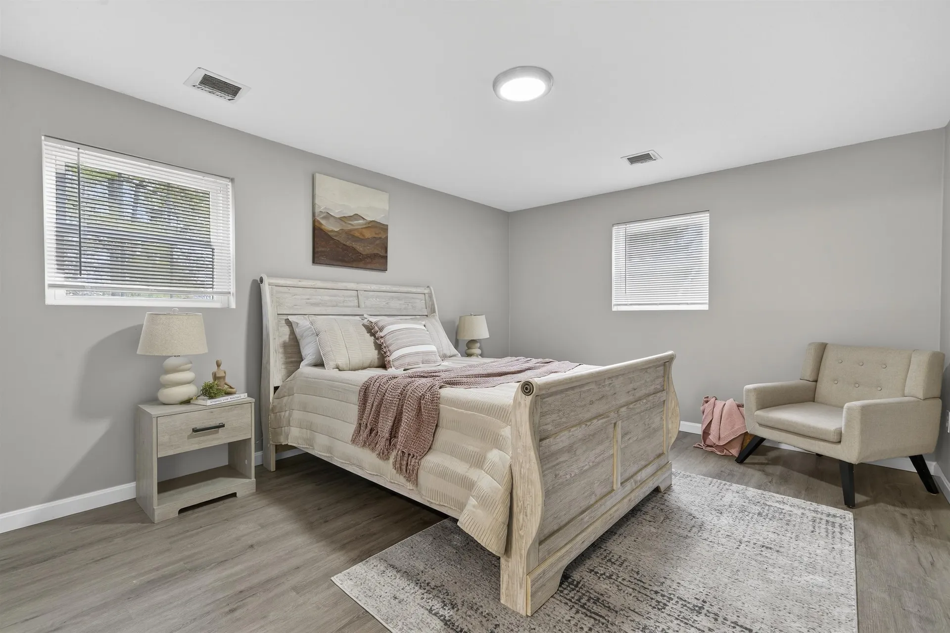 3 Louisburg Square Nashua NH 03060
