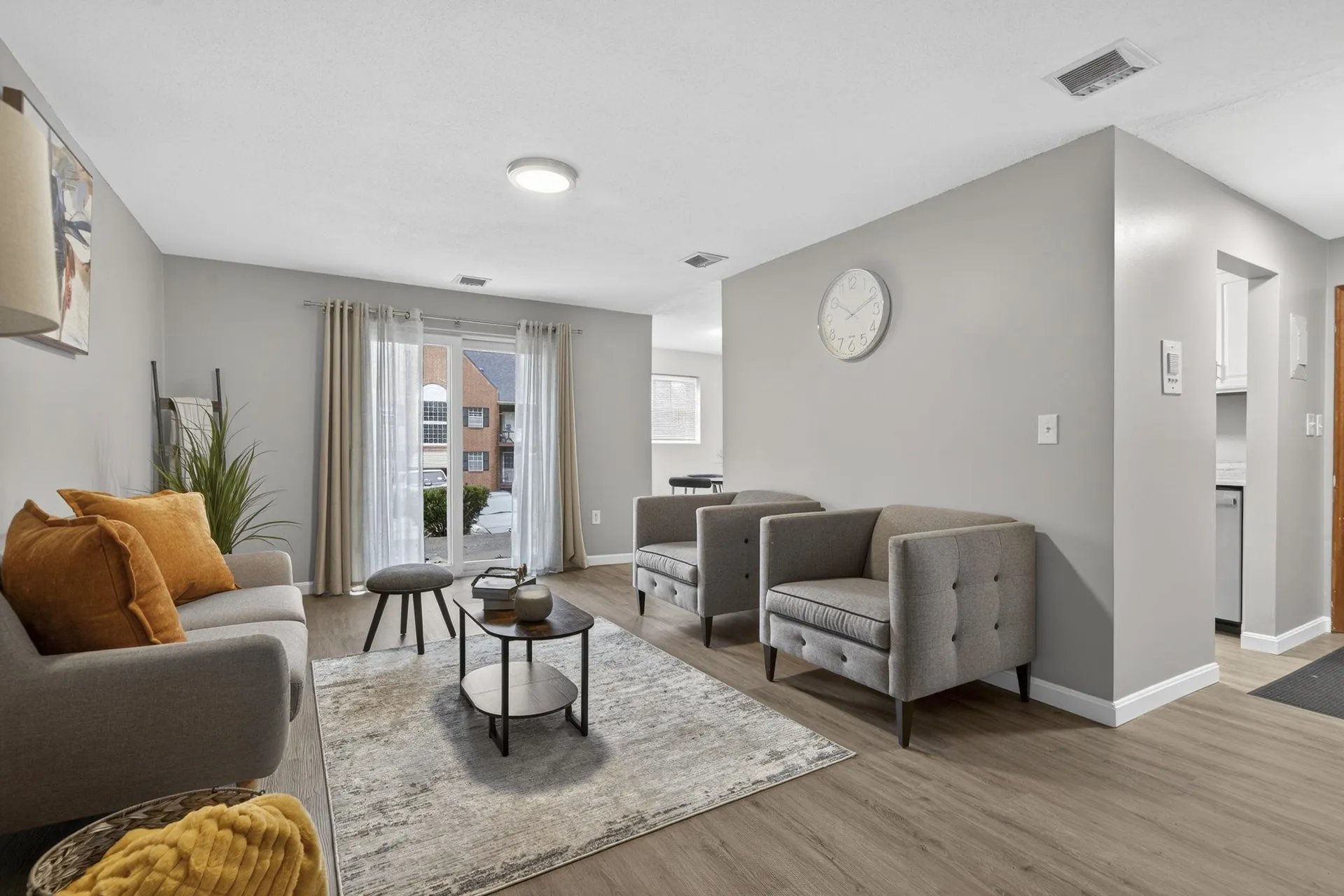 3 Louisburg Square Nashua NH 03060