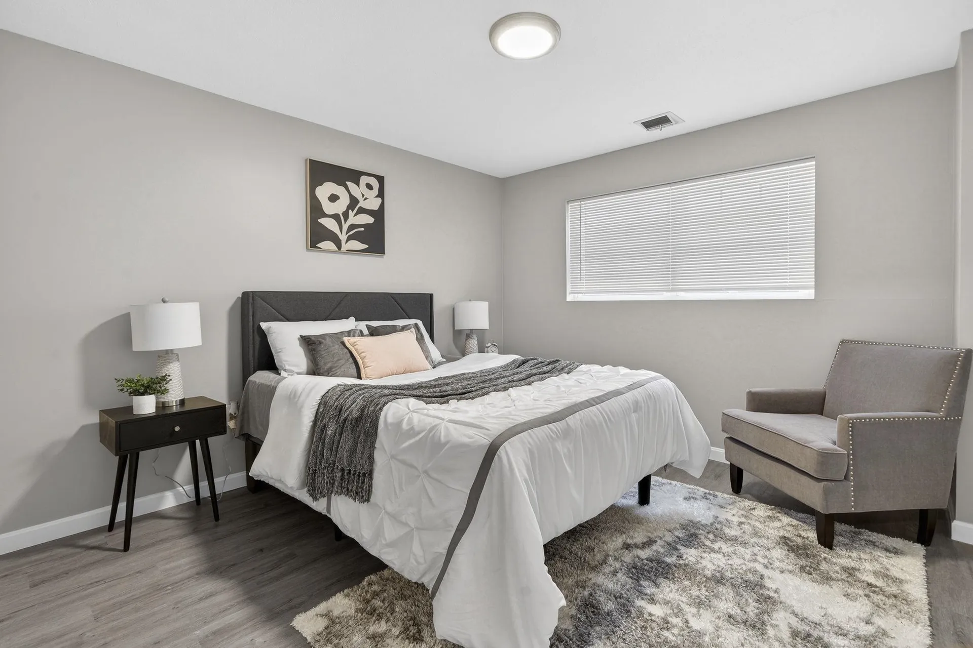3 Louisburg Square Nashua NH 03060