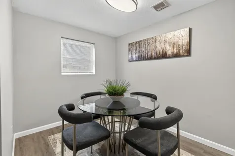 3 Louisburg Square Nashua NH 03060