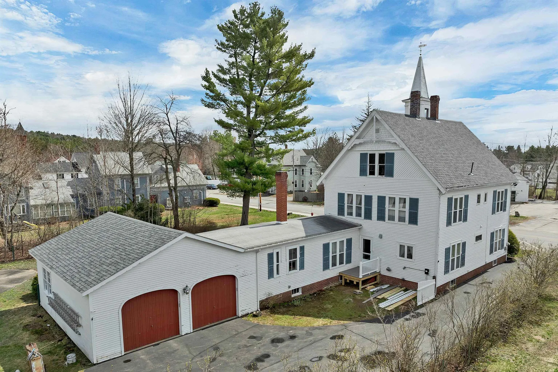 19 Church Street Alton NH 03809