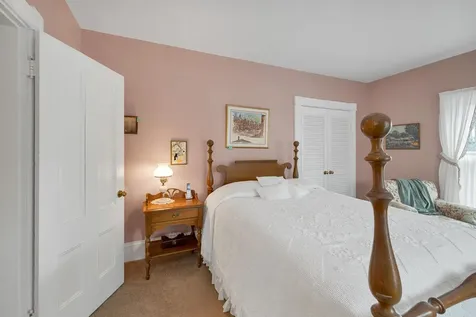19 Church Street Alton NH 03809