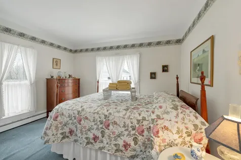 19 Church Street Alton NH 03809