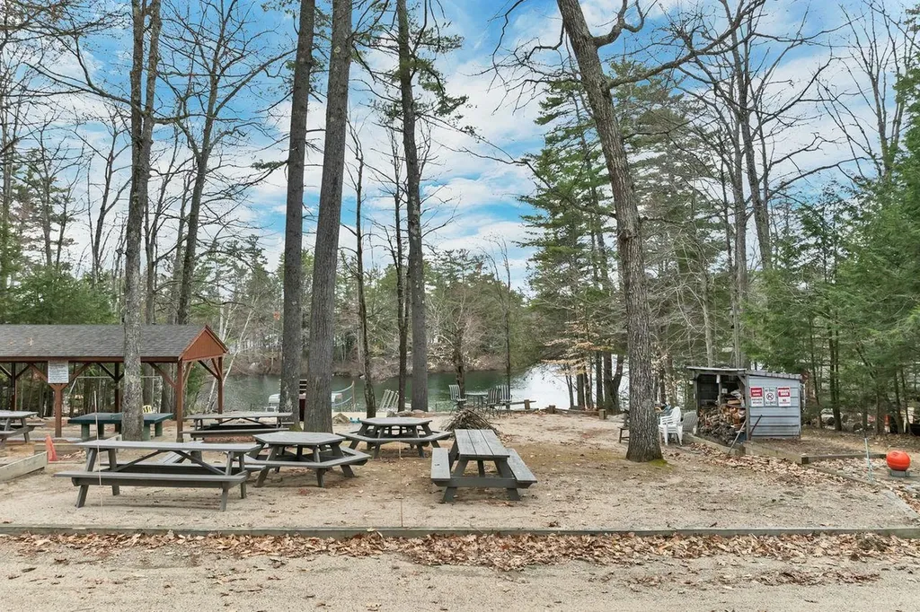 31 Rays Way Moultonborough NH 03254
