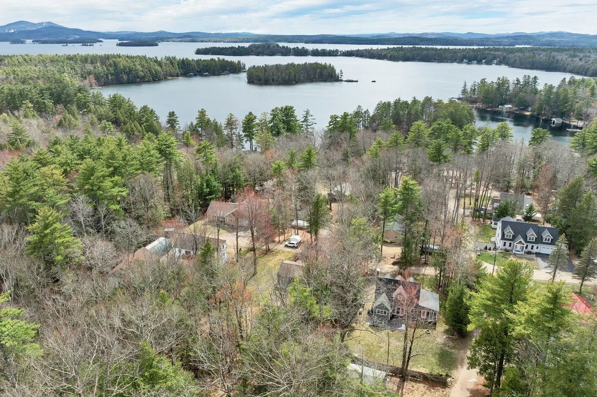 31 Rays Way Moultonborough NH 03254