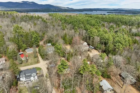 31 Rays Way Moultonborough NH 03254