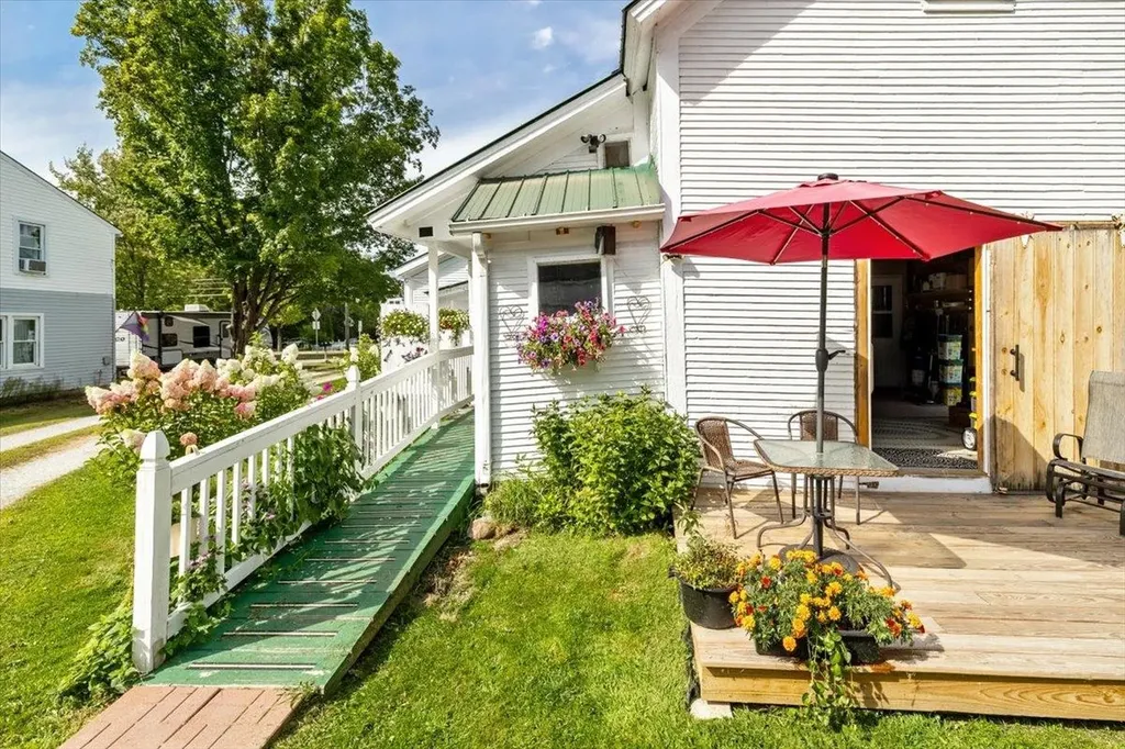 221 S Main Street Cambridge VT 05444