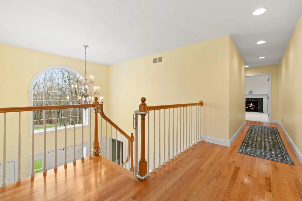 26 Greenfield Drive Plaistow NH 03865