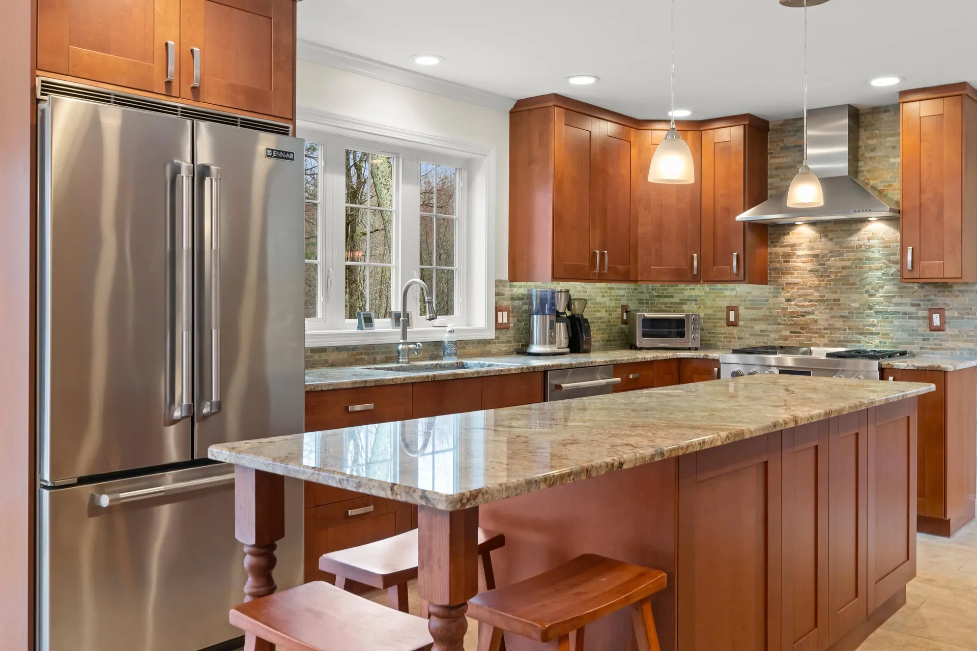 26 Greenfield Drive Plaistow NH 03865