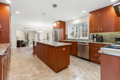 26 Greenfield Drive Plaistow NH 03865