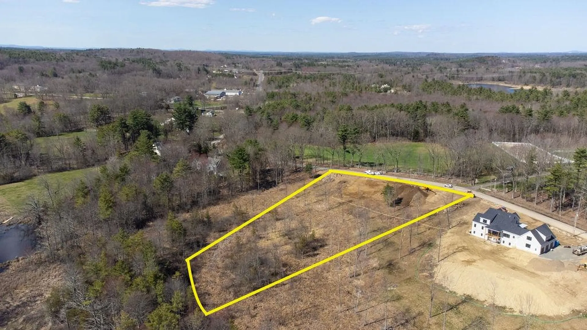 51 Locust Street South Hampton NH 03827