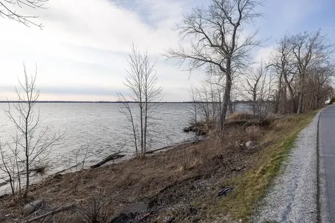 39 West Shore Road Alburgh VT 05440