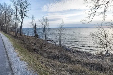 39 West Shore Road Alburgh VT 05440