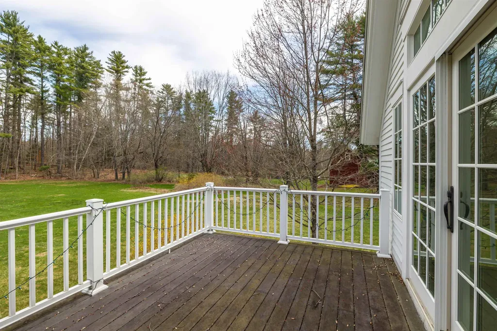 114 Hopkinton Road Concord NH 03301