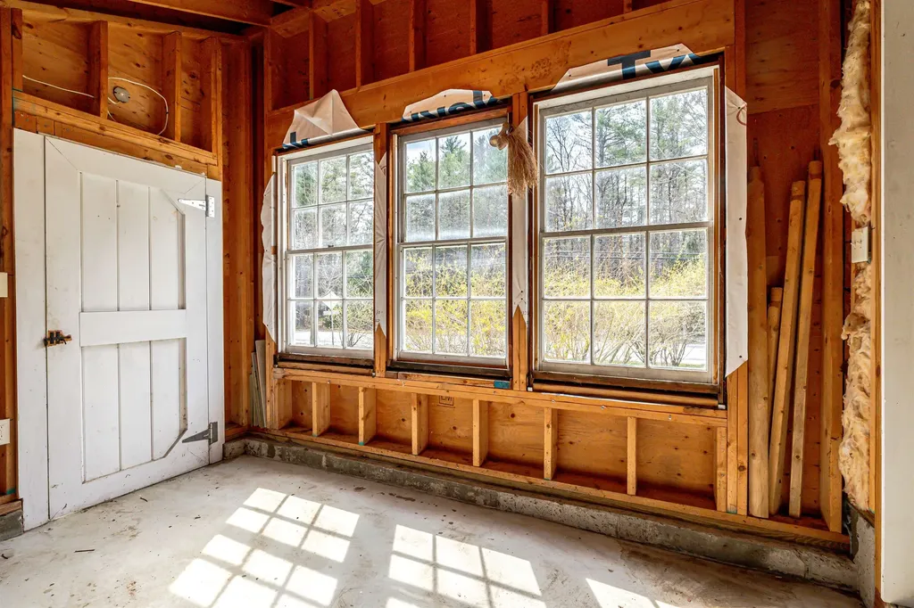 114 Hopkinton Road Concord NH 03301