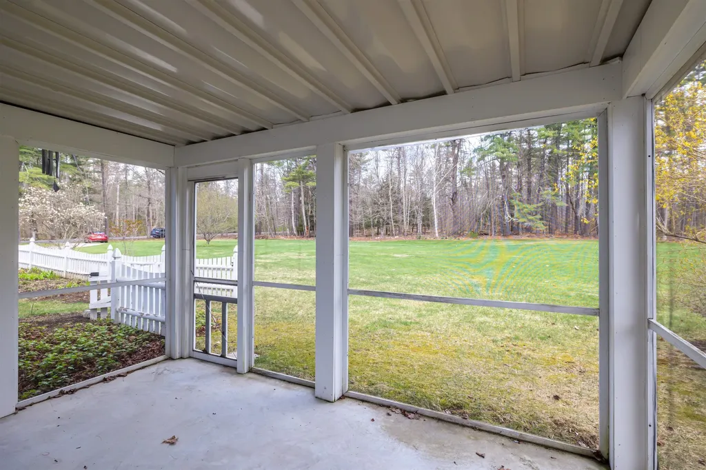 114 Hopkinton Road Concord NH 03301