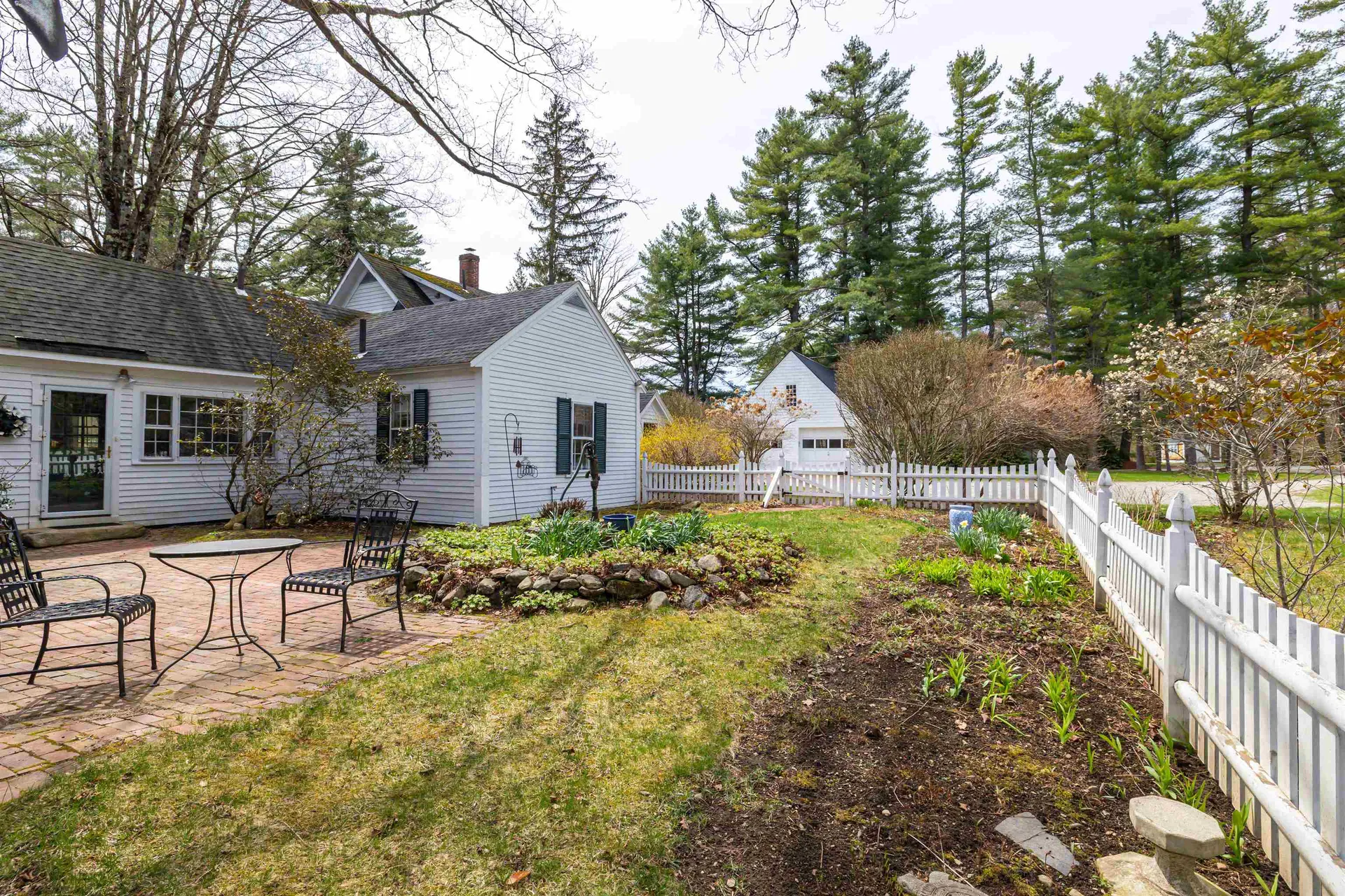114 Hopkinton Road Concord NH 03301