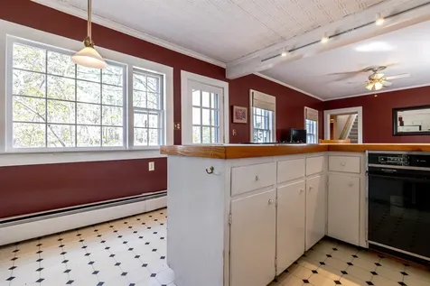 114 Hopkinton Road Concord NH 03301
