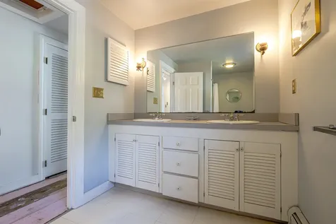 114 Hopkinton Road Concord NH 03301