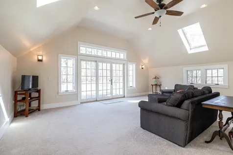 114 Hopkinton Road Concord NH 03301