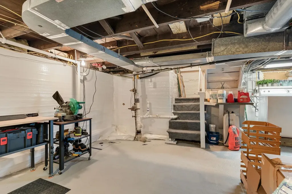 16 George Street Barre City VT 05641