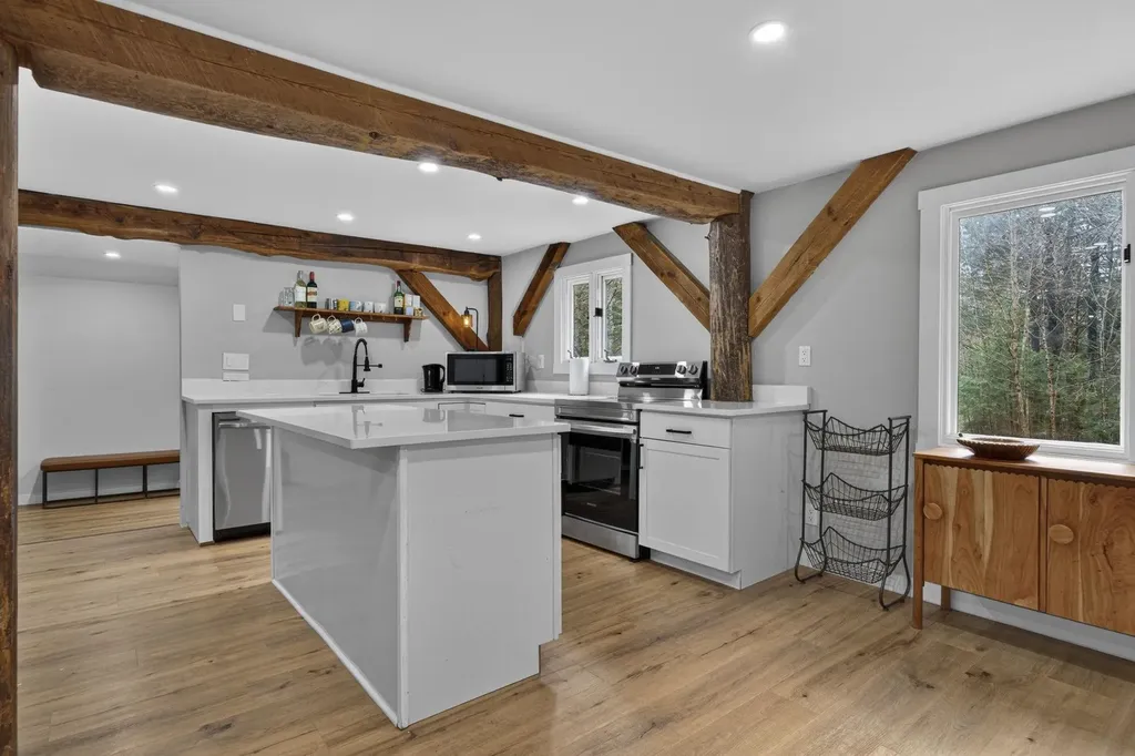 28 Turner Hill Road Antrim NH 03440