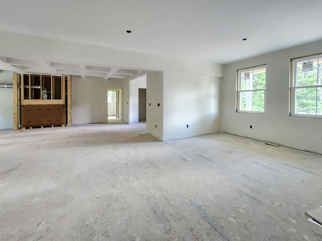 10 Stillwater Drive Greenland NH 03840