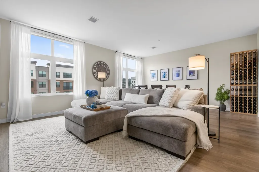 18 Artisan Drive Salem NH 03079