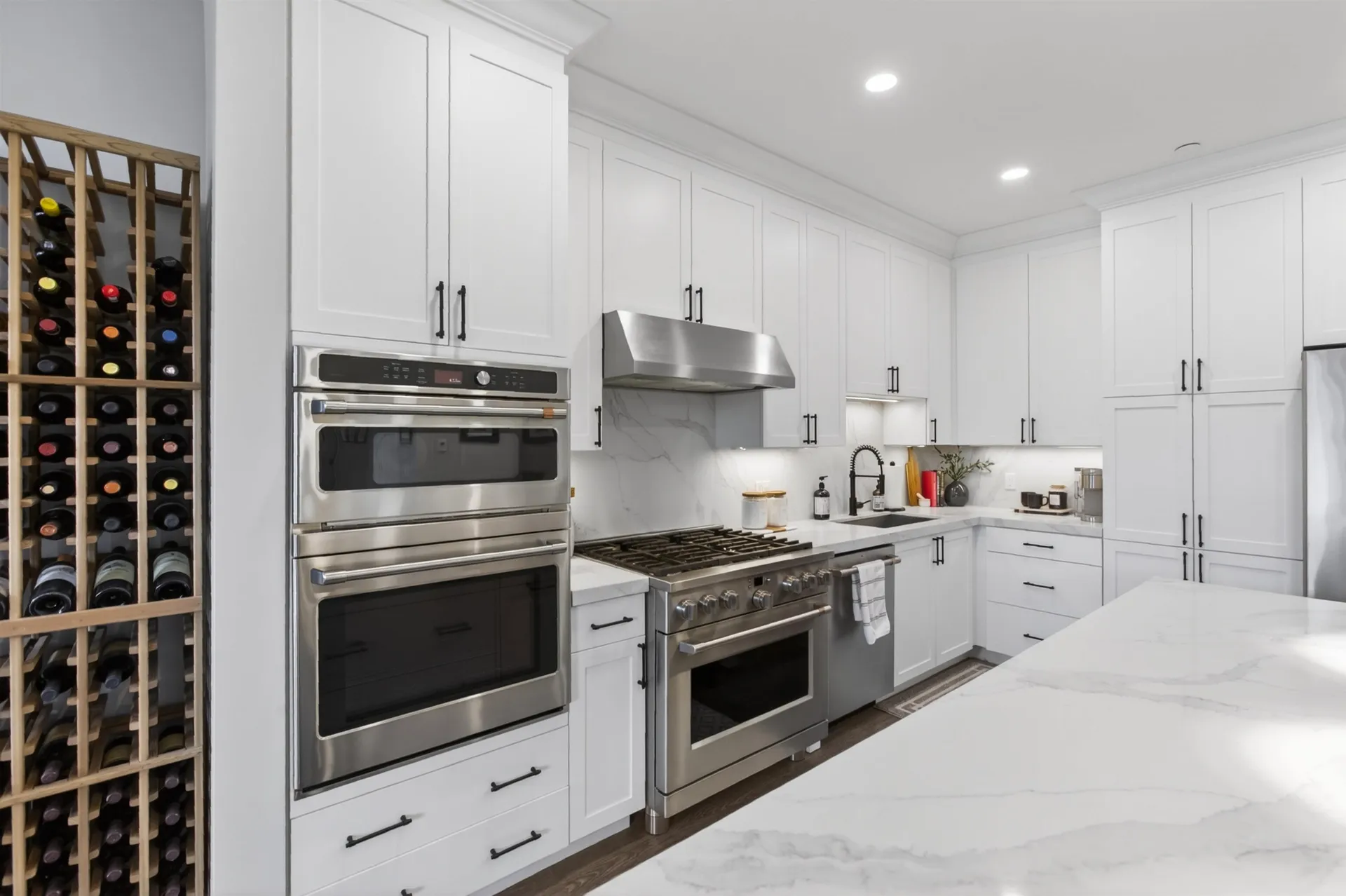 18 Artisan Drive Salem NH 03079