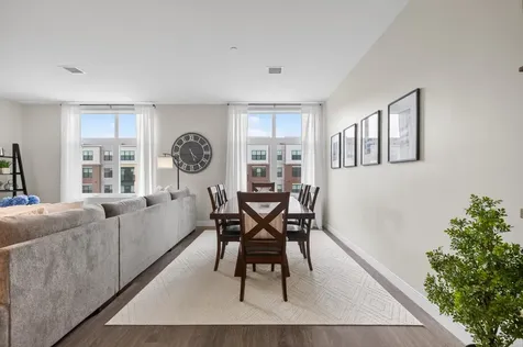 18 Artisan Drive Salem NH 03079