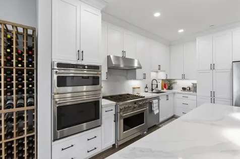 18 Artisan Drive Salem NH 03079
