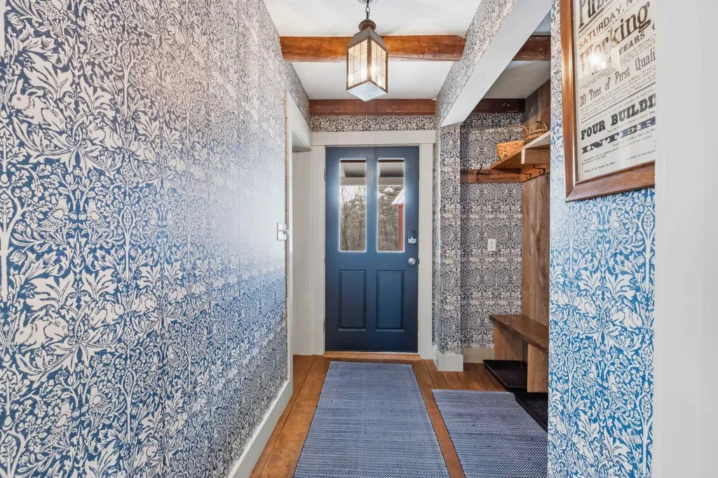 183 Waterloo Street Warner NH 03278
