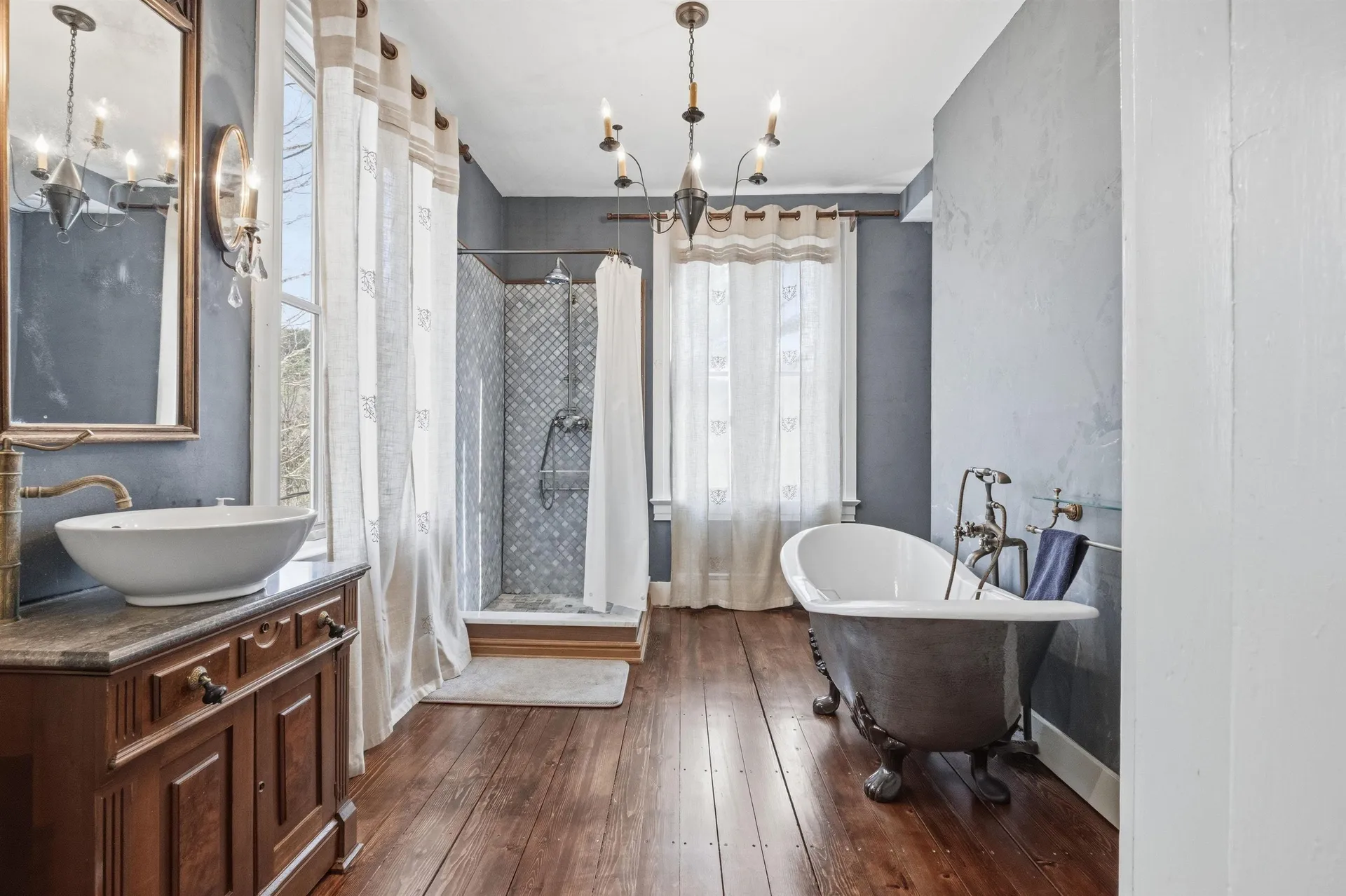 183 Waterloo Street Warner NH 03278