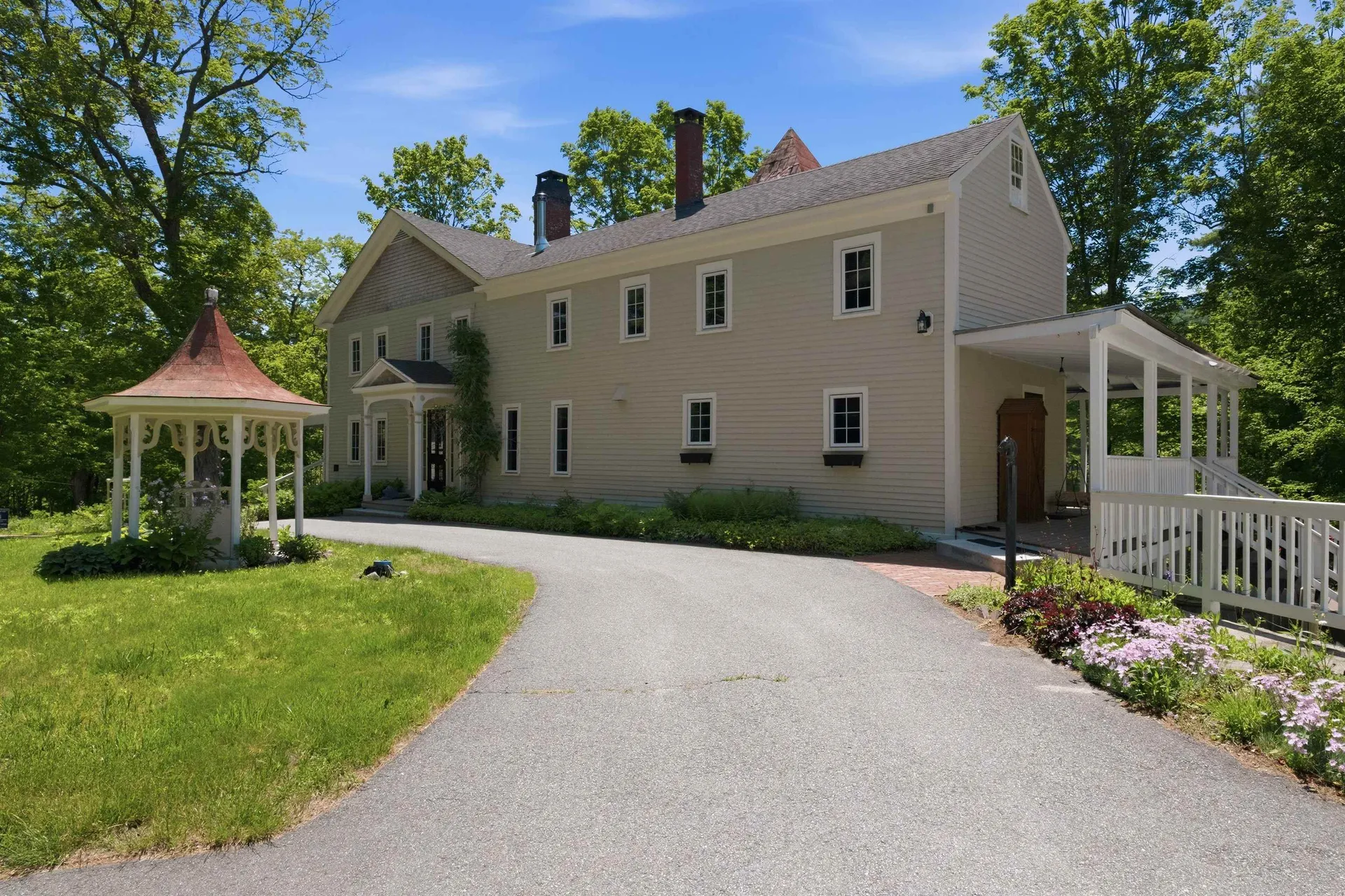183 Waterloo Street Warner NH 03278