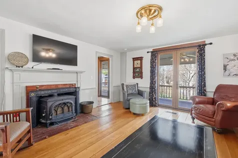 183 Waterloo Street Warner NH 03278