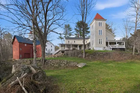 183 Waterloo Street Warner NH 03278