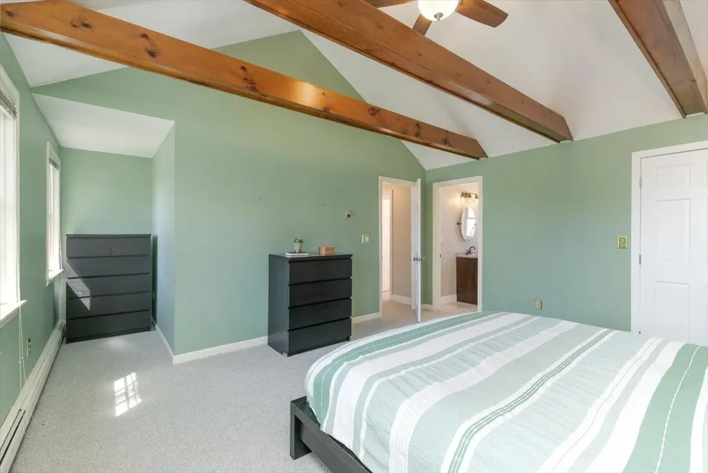 39 Norton Road Hampton NH 03842