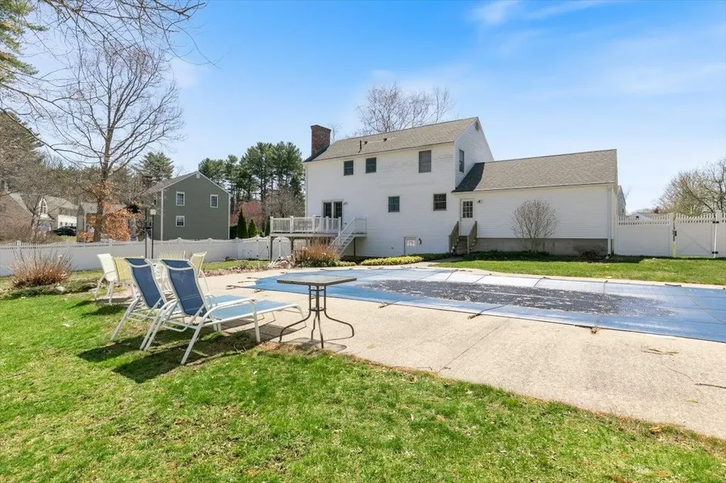 39 Norton Road Hampton NH 03842