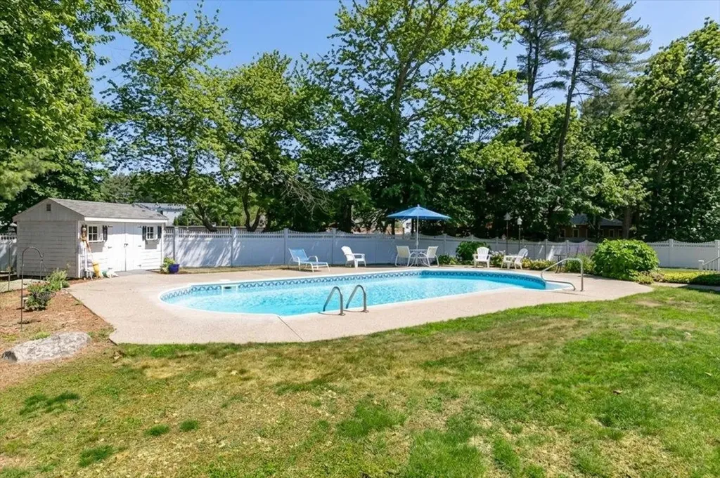 39 Norton Road Hampton NH 03842