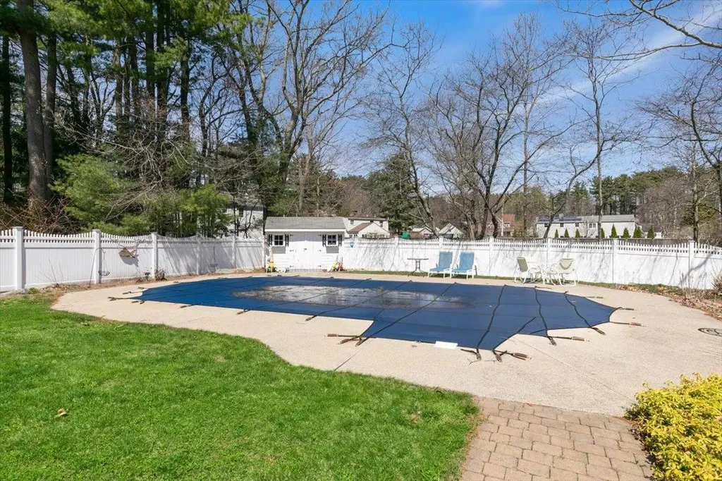 39 Norton Road Hampton NH 03842