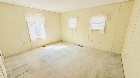 87 Betts Road Rochester NH 03867