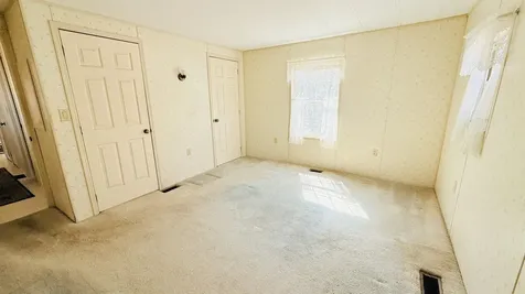87 Betts Road Rochester NH 03867