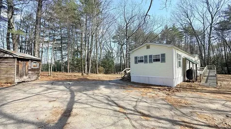 87 Betts Road Rochester NH 03867